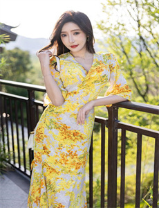 国产FREESEXVIDEOS性中国