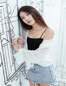 西西人体全身裸体图片