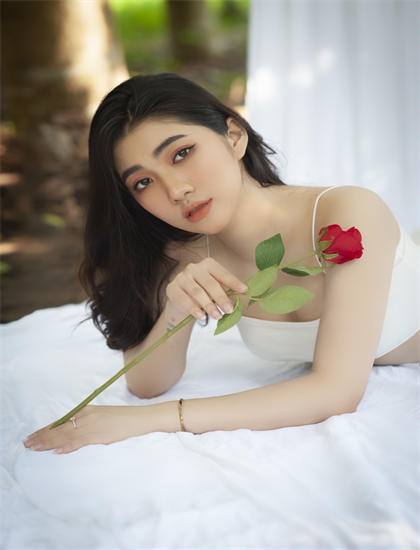 青丝影院免费看在线观看_女人尝试到更粗大的心理_老牛影院在线观看电视剧免费